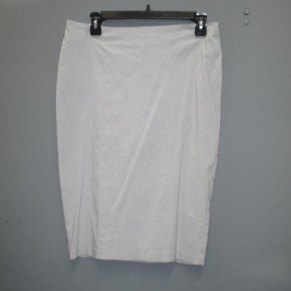 ASOS Women's Skirt Size 10 Gray Color Zipper Back Women's Skirt - Picture 10 of 10